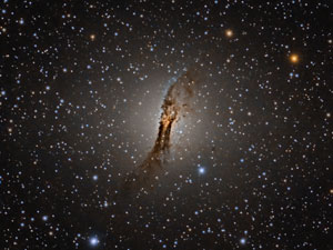 NGC 5128 - Centaurus A (detalles del ncleo)